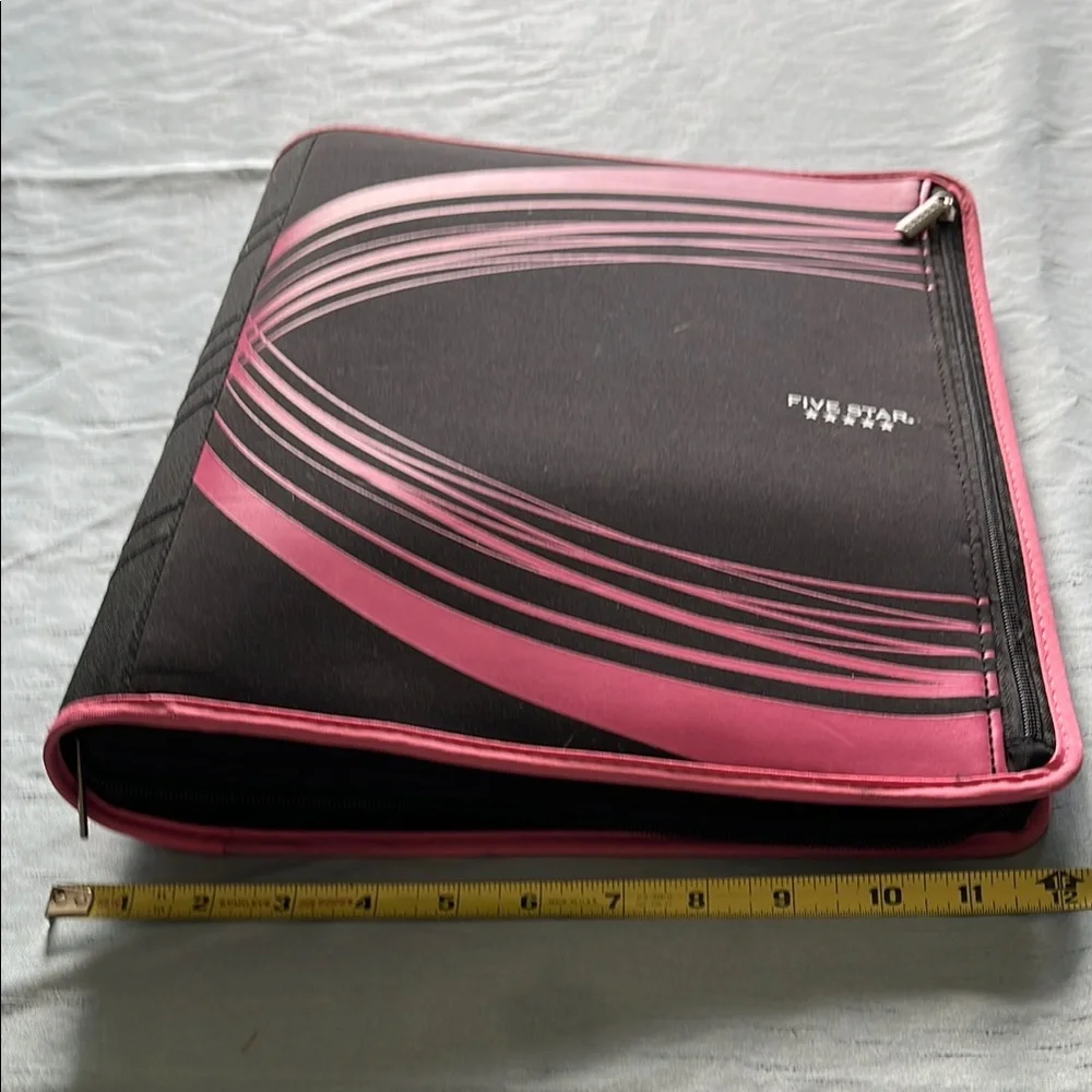 Five Star Black and Pink Organizer Binder